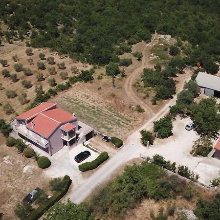 شقة Apartman Susic Policnik المظهر الخارجي الصورة